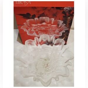 Mikasa Christmas Story Frosted Footed Bon Bon Bowl 9.75” Crystal Germany